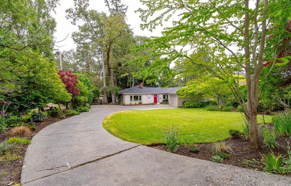 1941 Mayfair Drive