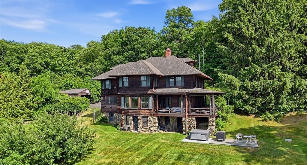 37 Ridge Road