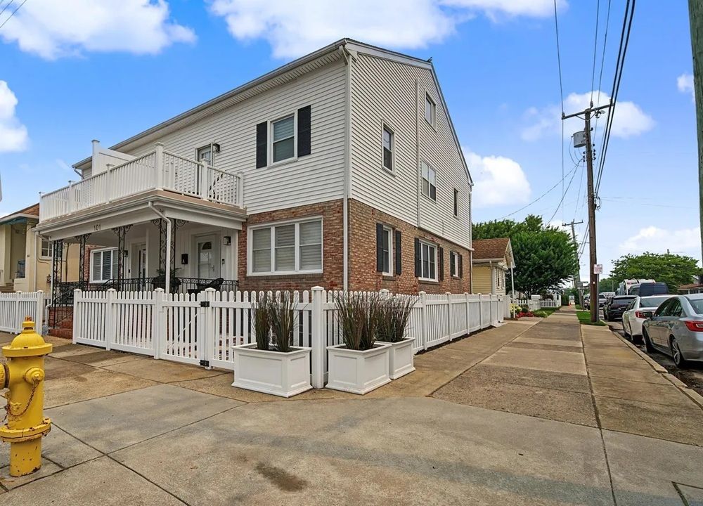 101 B N Portland Avenue