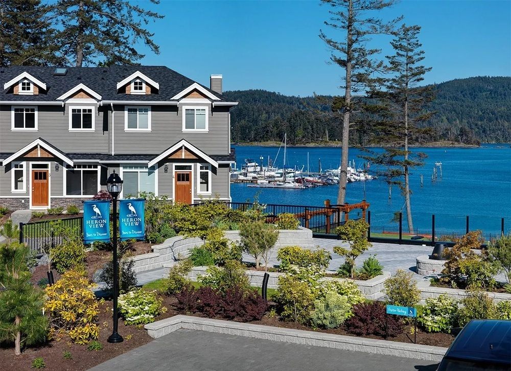 Unmatched Oceanfront Living