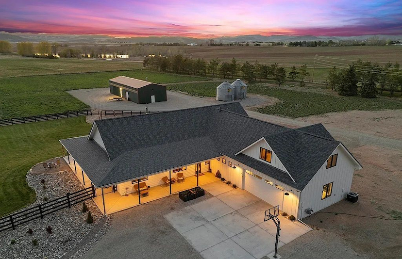 210 Starbright Court