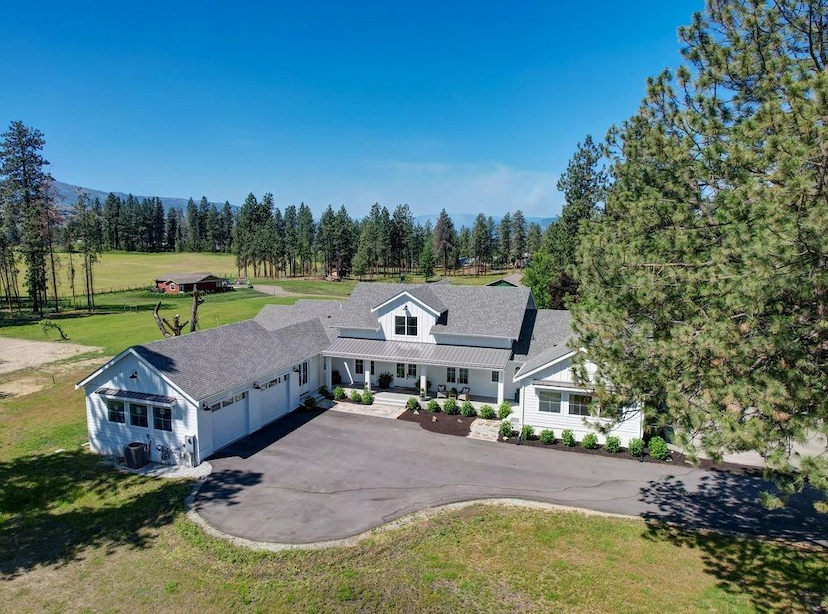 Refined Modern Farmhouse On 12 Acres