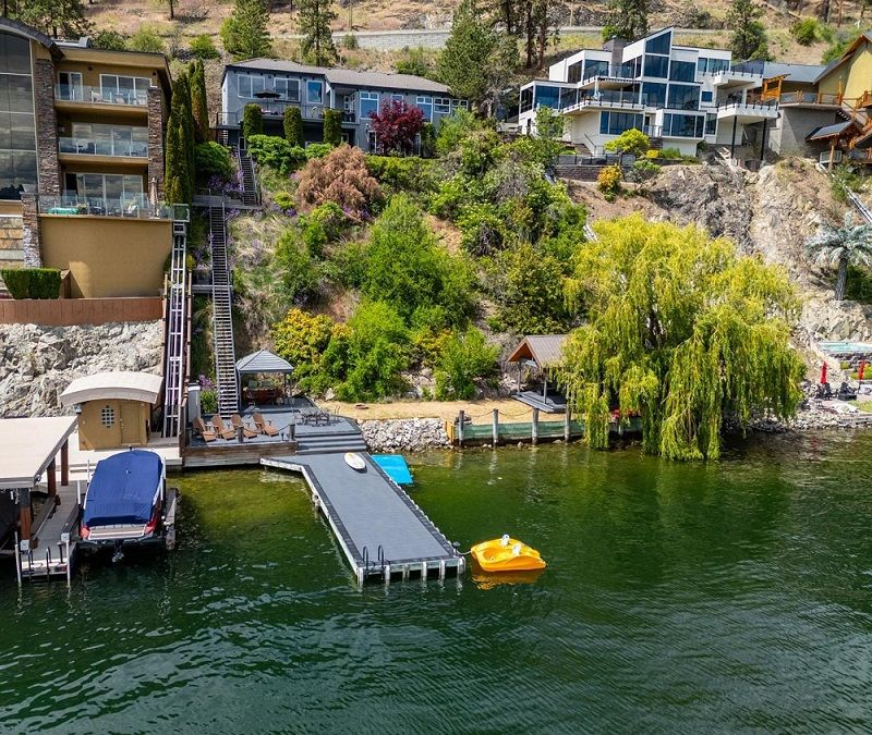 Private Waterfront Retreat