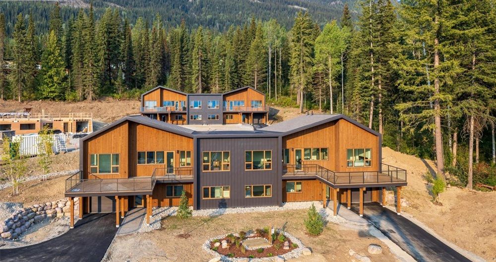 1654 Howse Pass