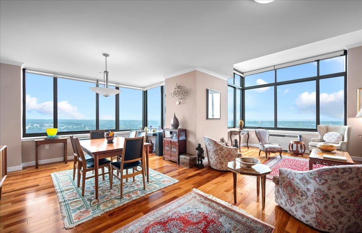 10 City Place #31H