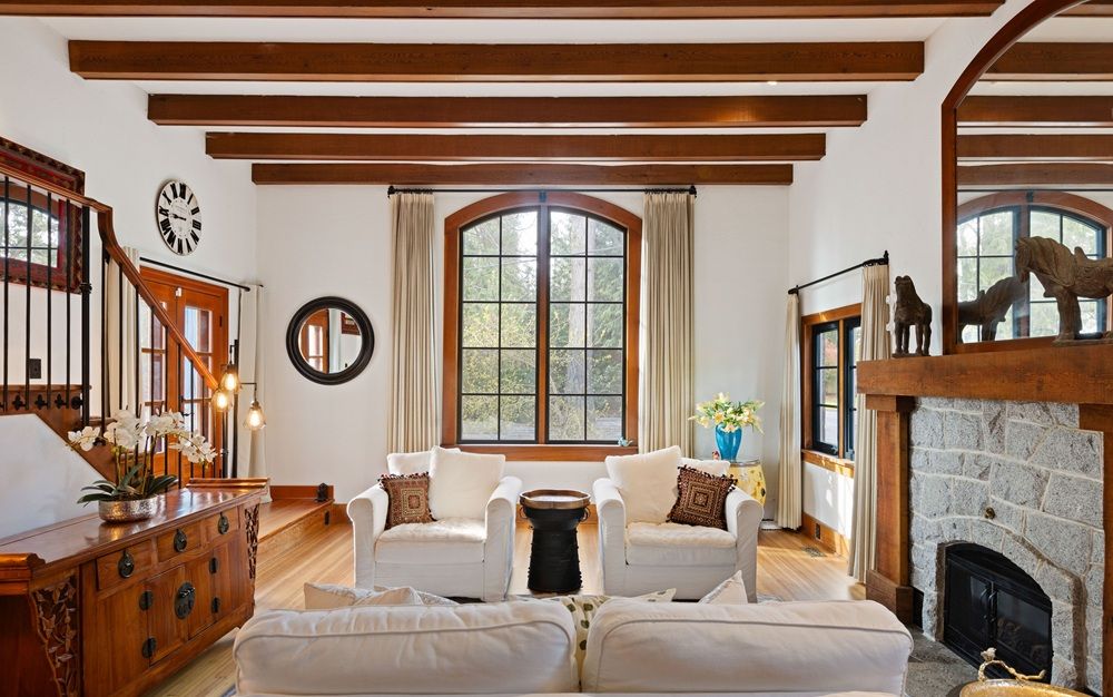 Historic De Blois Residence