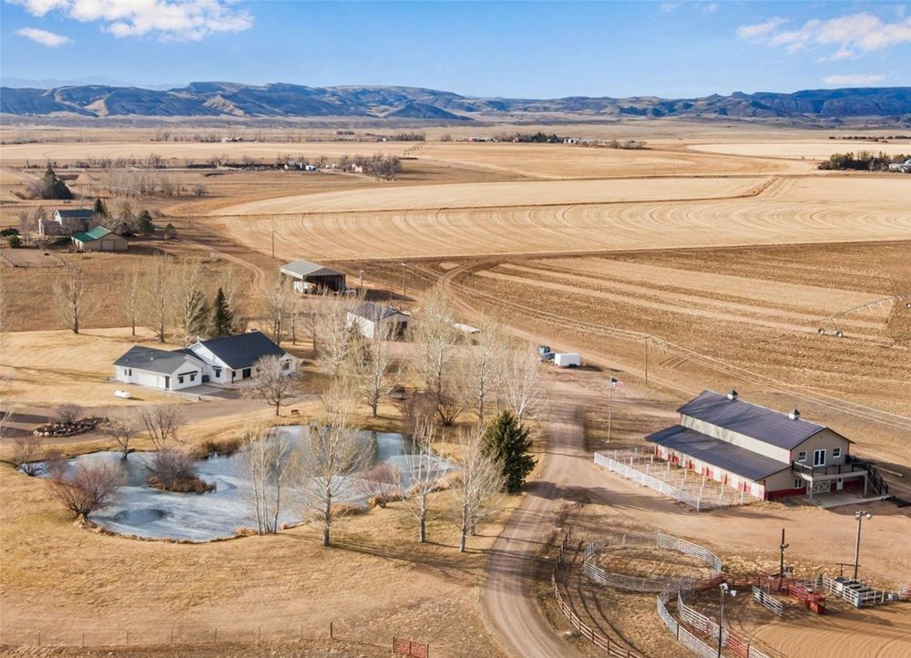 612 W County Road 74