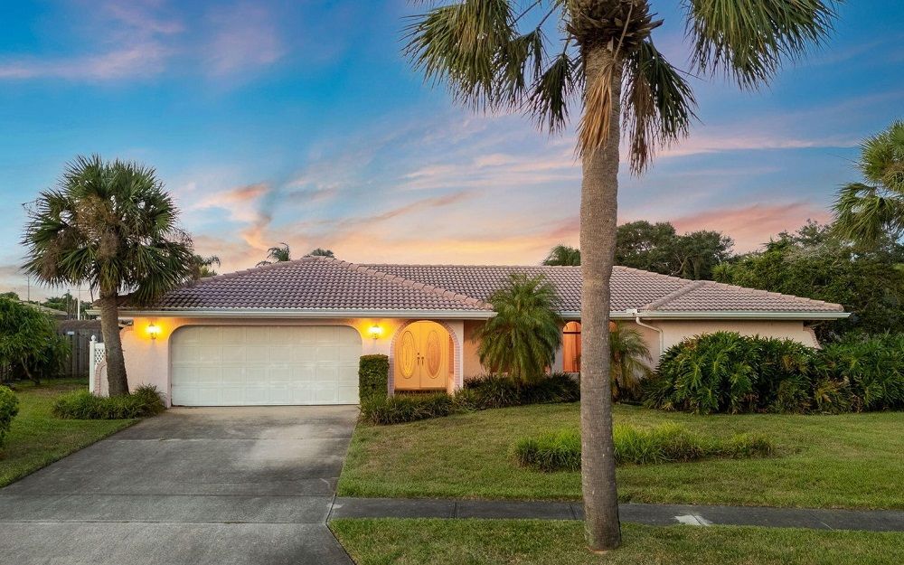 245 Venice Ct