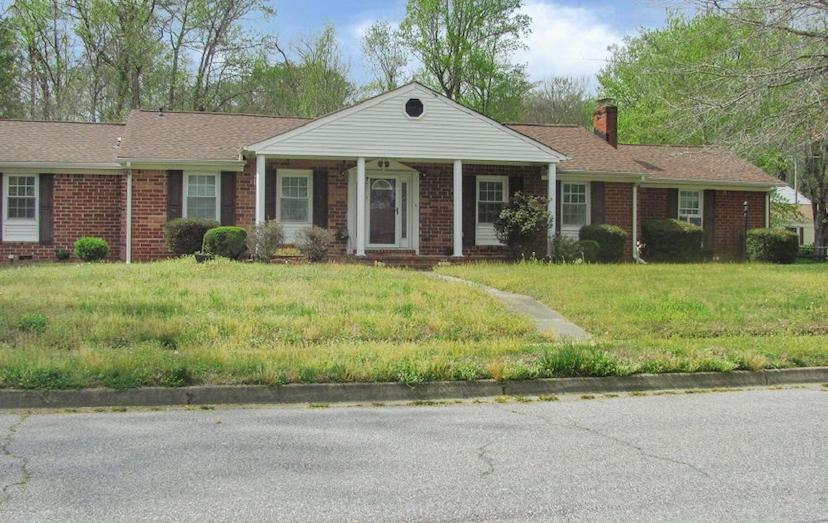 3201 Jean Ct