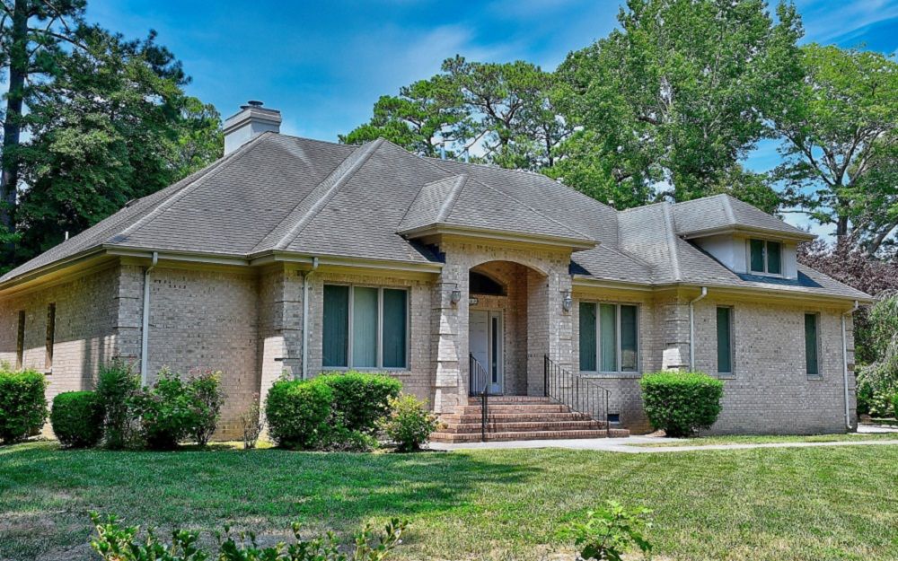 1209 Advance Road