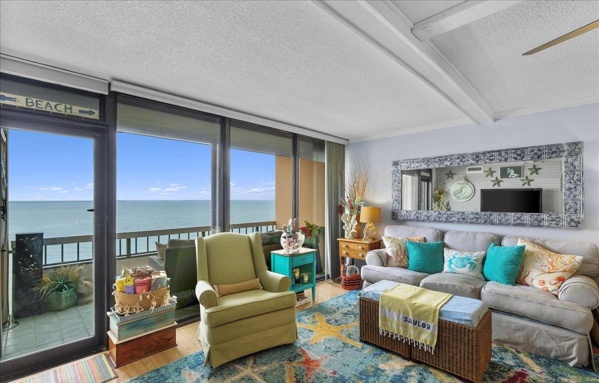 Breathtaking Bayfront Penthouse Awaits
