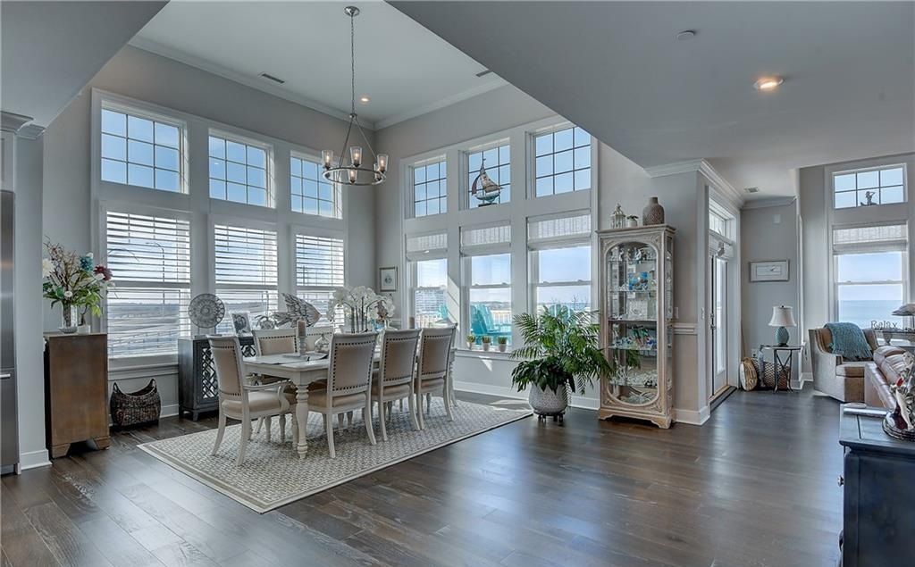 Exclusive Bayfront Penthouse Retreat