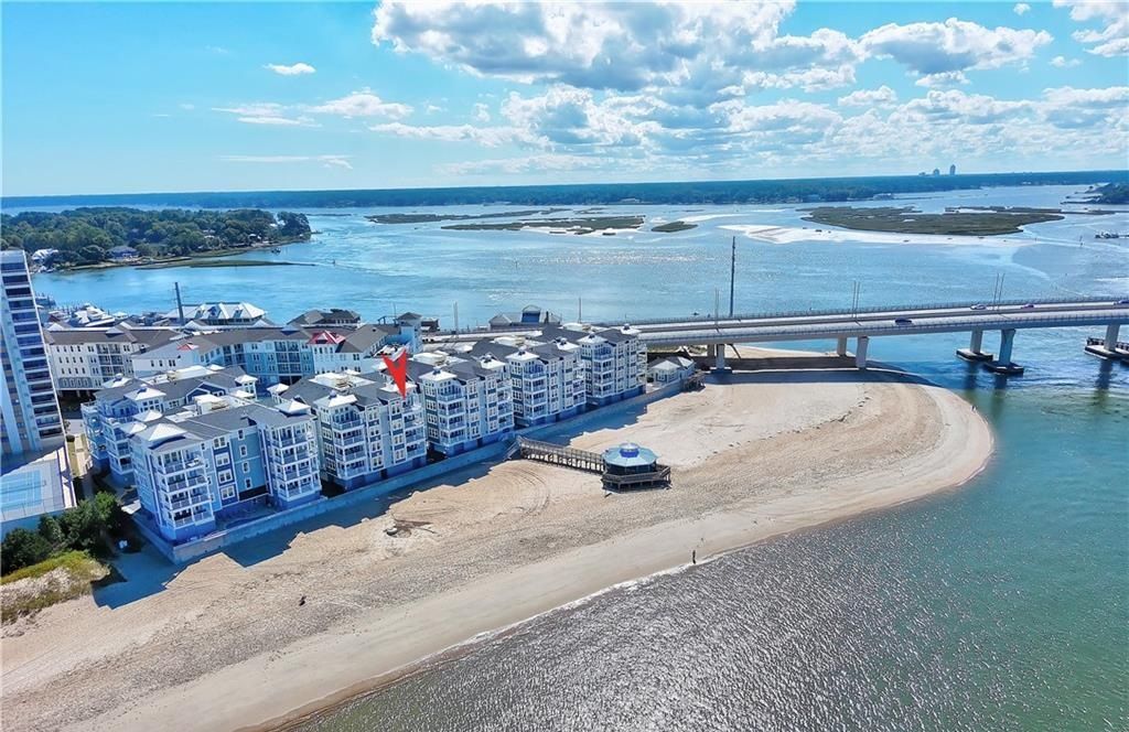 Waterfront Luxury Without Compromise