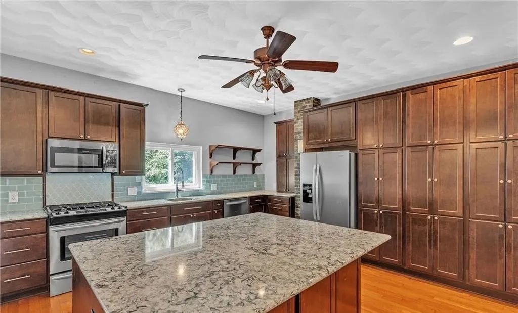 property-image-3