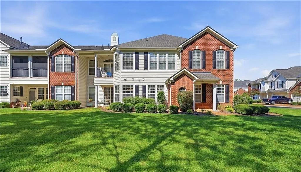 3477 Winding Trail Circle