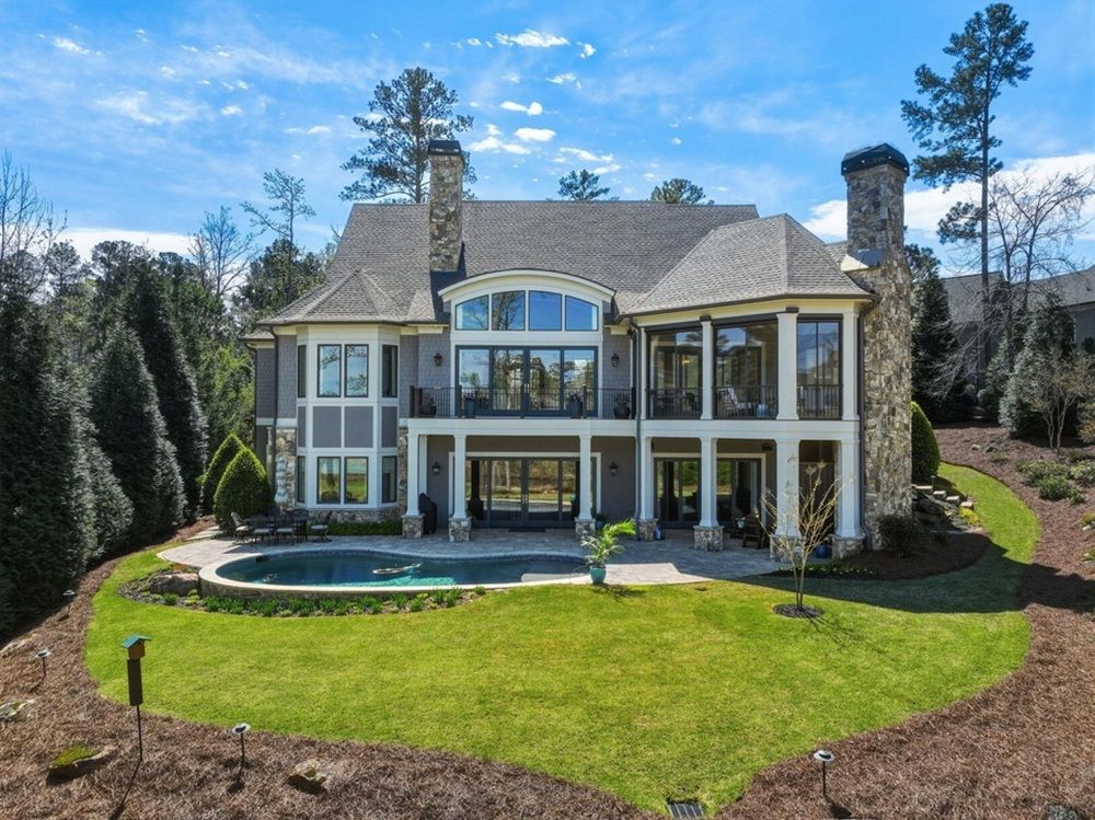 1240 Rose Creek
