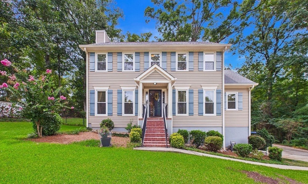 125 Rivoli Oaks Circle