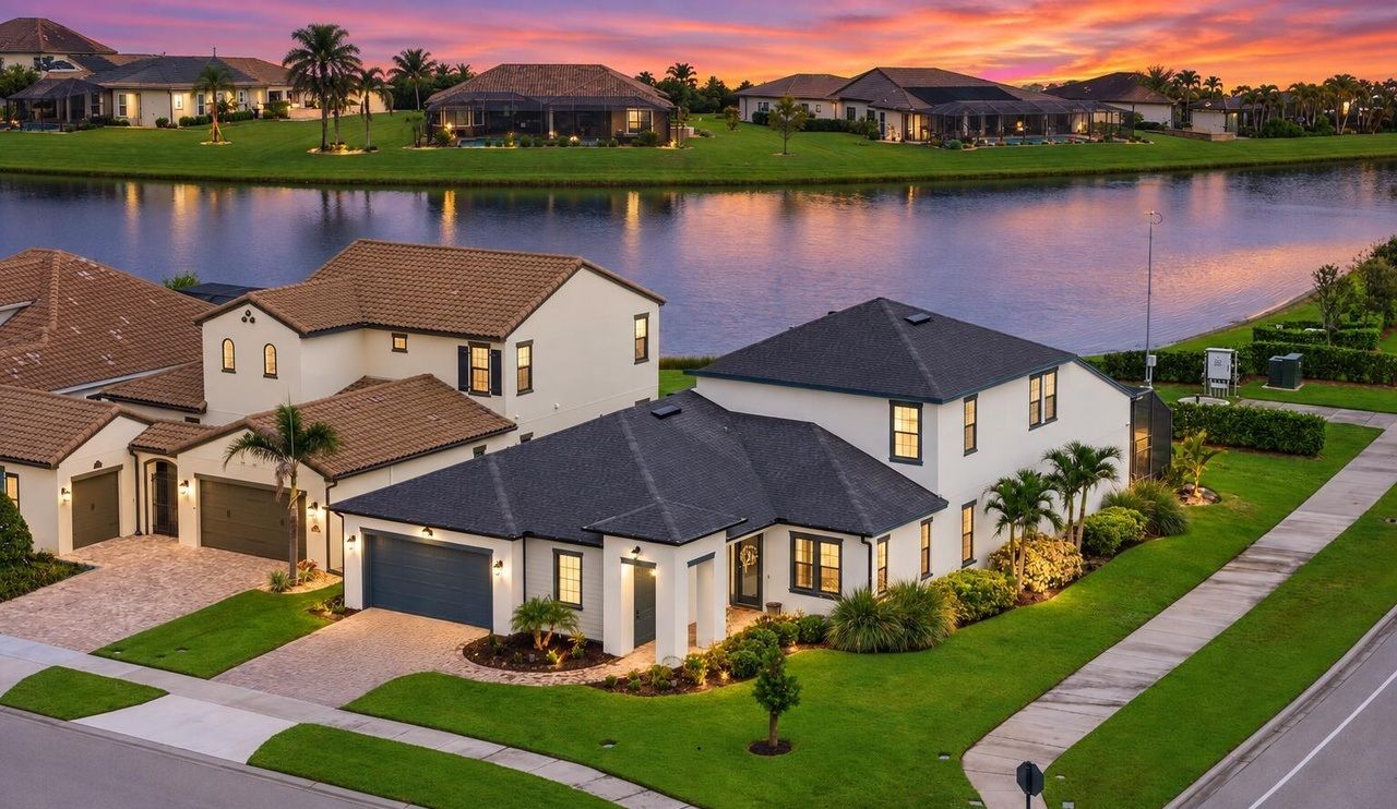 8265 Lyside Drive