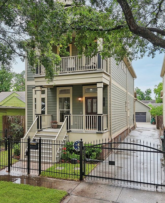 Houston Heights Vibrant City Living