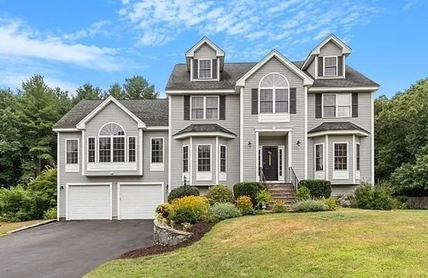 Colonial Beauty