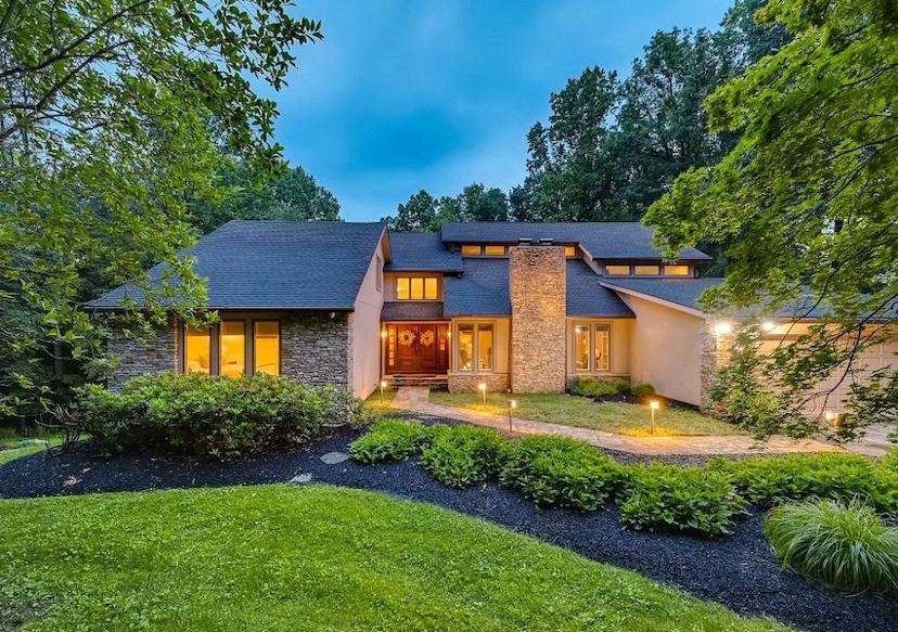 11095 Hidden Trail Dr