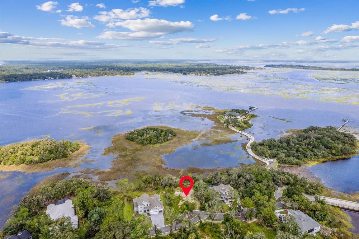 Boater’s Dream, Exclusive Location With Yacht Club Membership