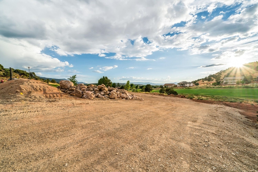 Large Fairway Lot With Views!