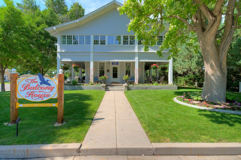 Balcony House Bed & Breakfast