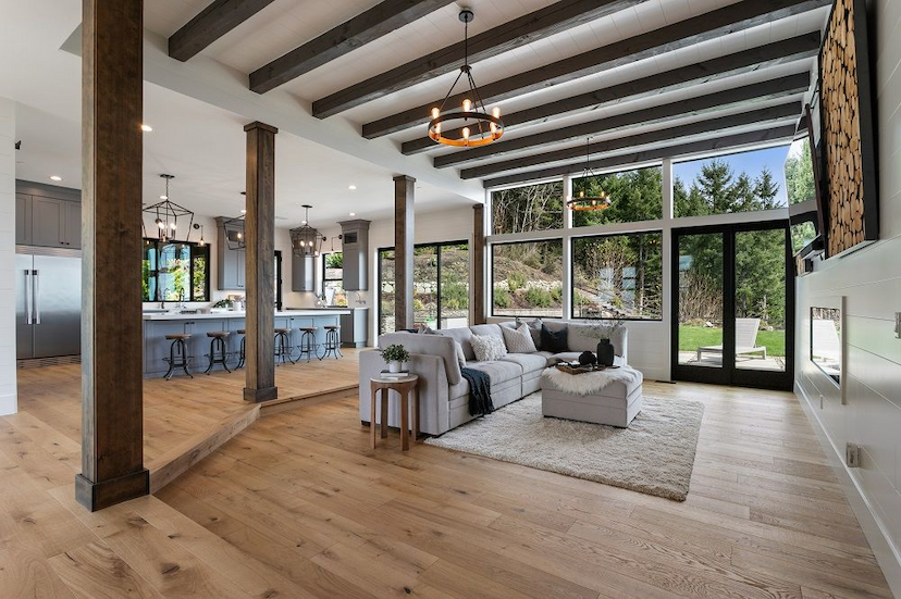 Luxury Hilltop Estate