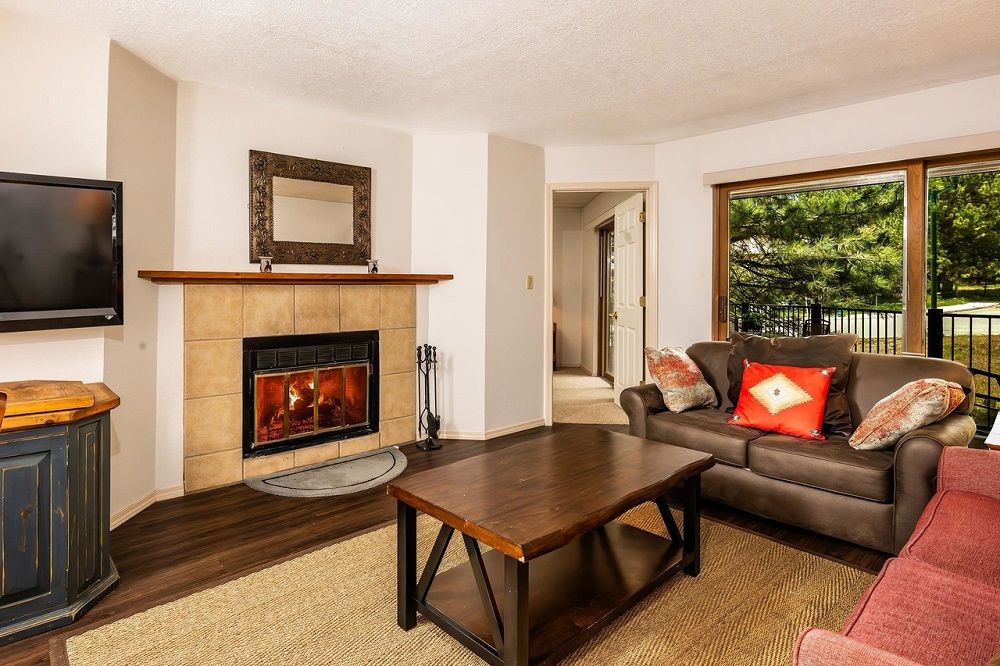 39 Vail Ave #109