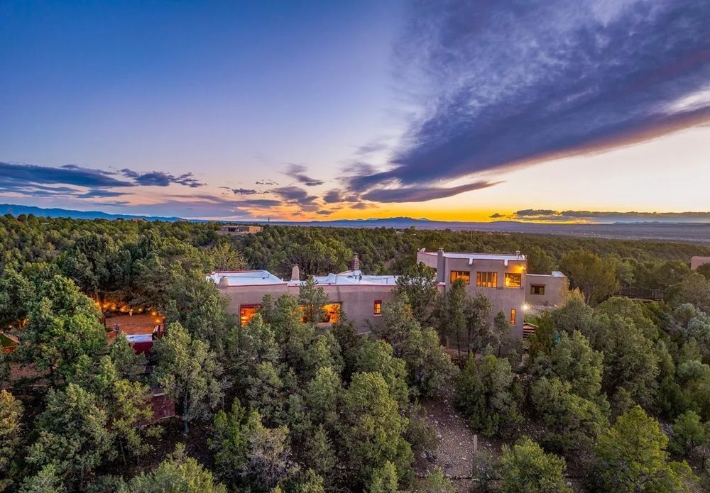 Timeless Taos Mountain Retreat