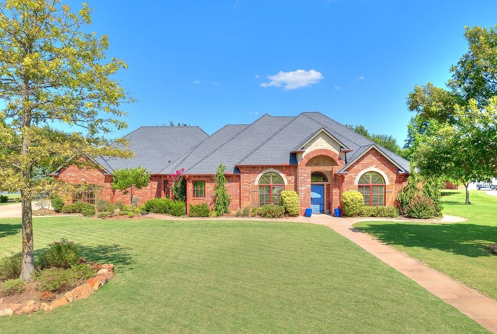 3200 Shady Creek Ln