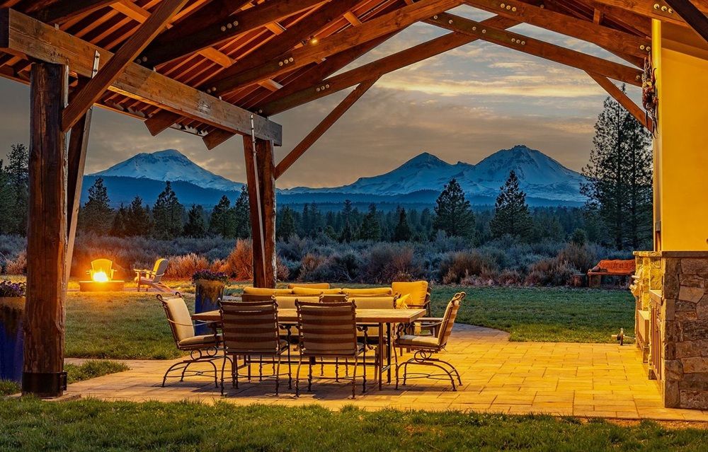 Elysian Ridge Retreat 121.70 Acres In Deschutes County, Central Oregon