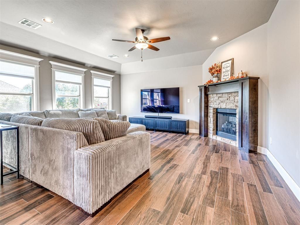 property-image-2