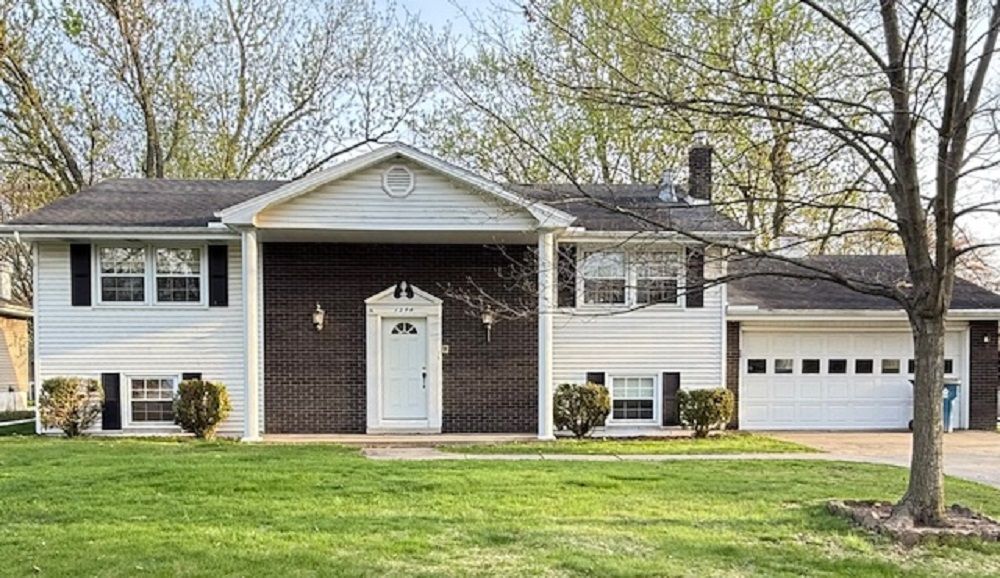 Stunning Lowell Estate