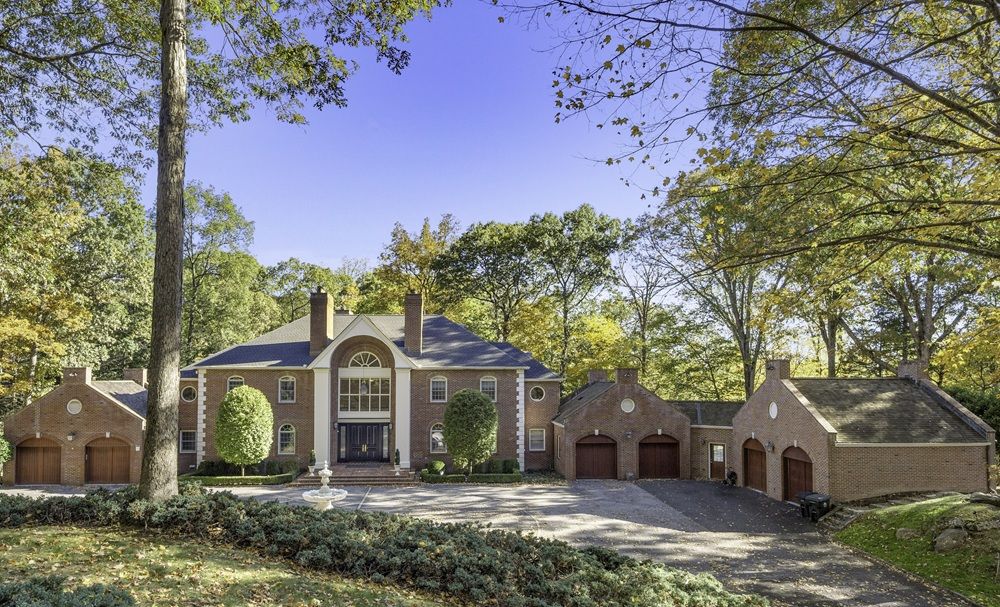 Modern Estate