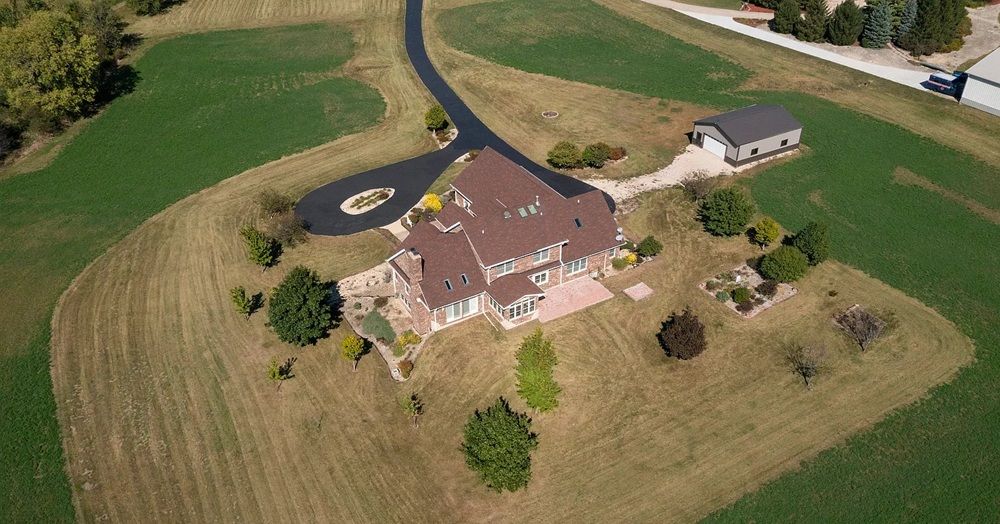 Where Luxury Meets Acreage!