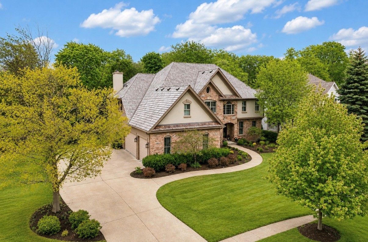 Luxury Living In The Heart Of Libertyville