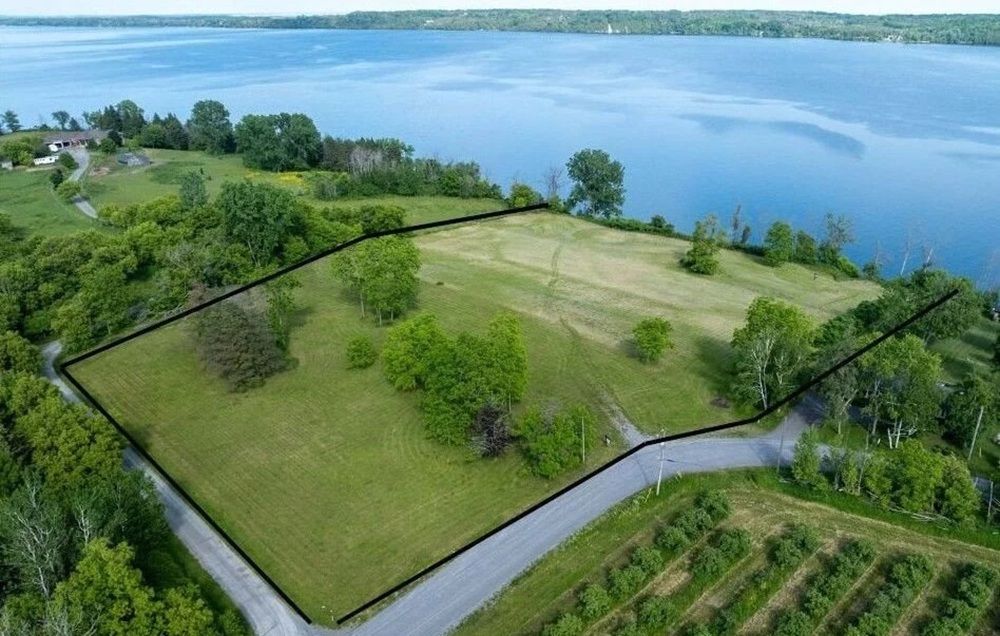 224 Bayshore Rd