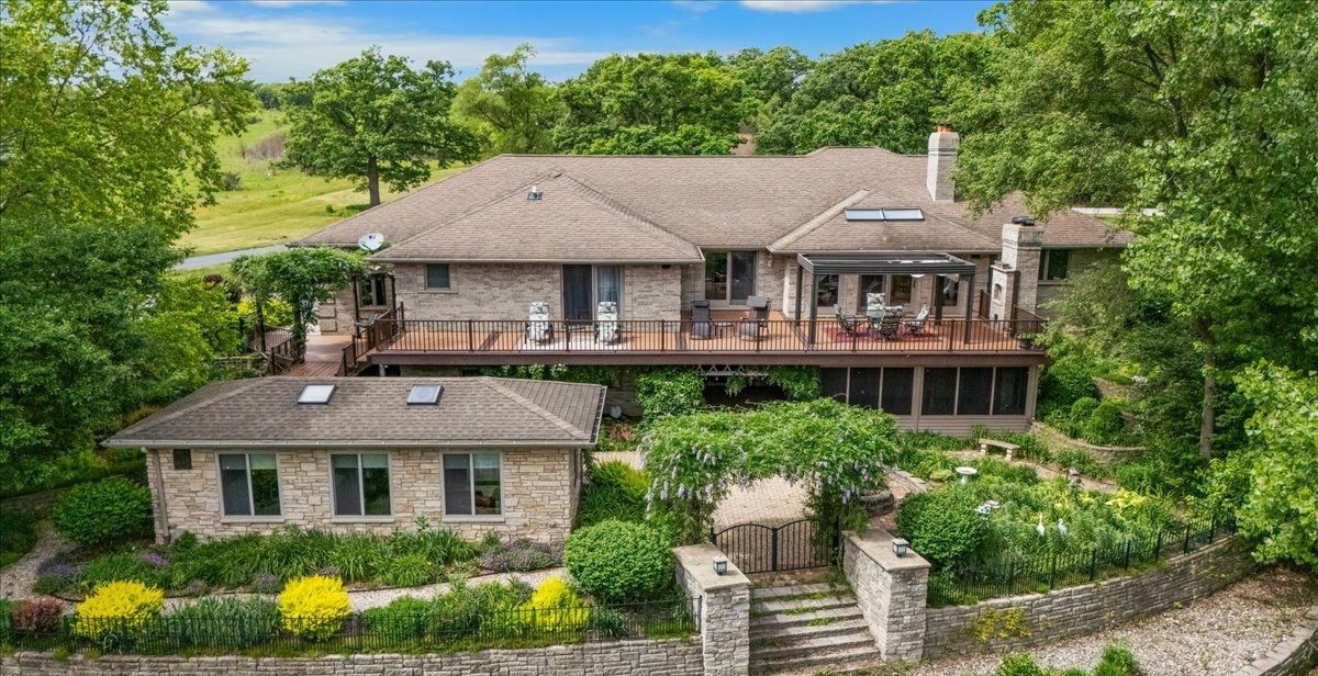 20481 Parade Court