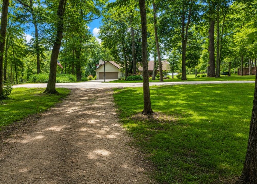 Private Retreat On 15 Breathtaking Acres
