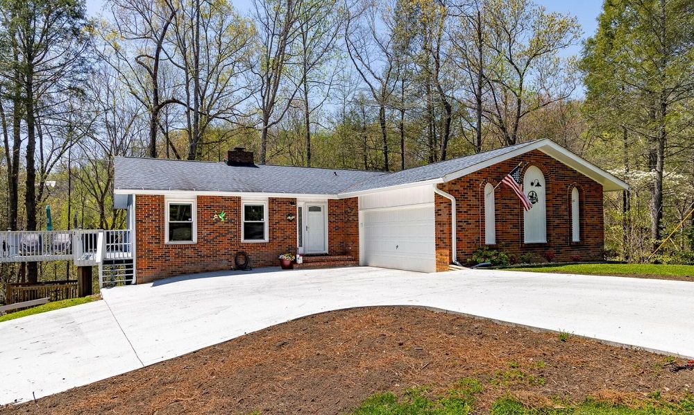 532 Bruce Road