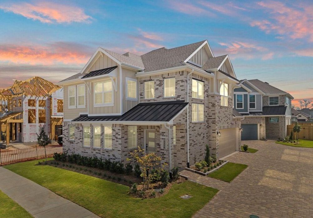 1306 Shaded Rock Drive
