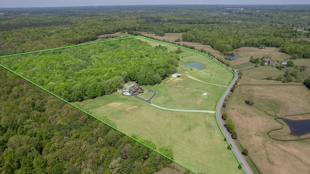 Equestrian And Hunters Paradise On 69.90 Acres!