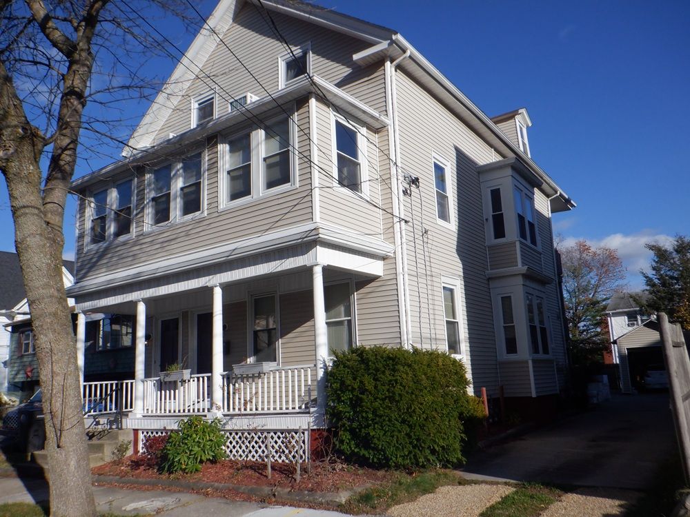 152-154 Woodbine Street