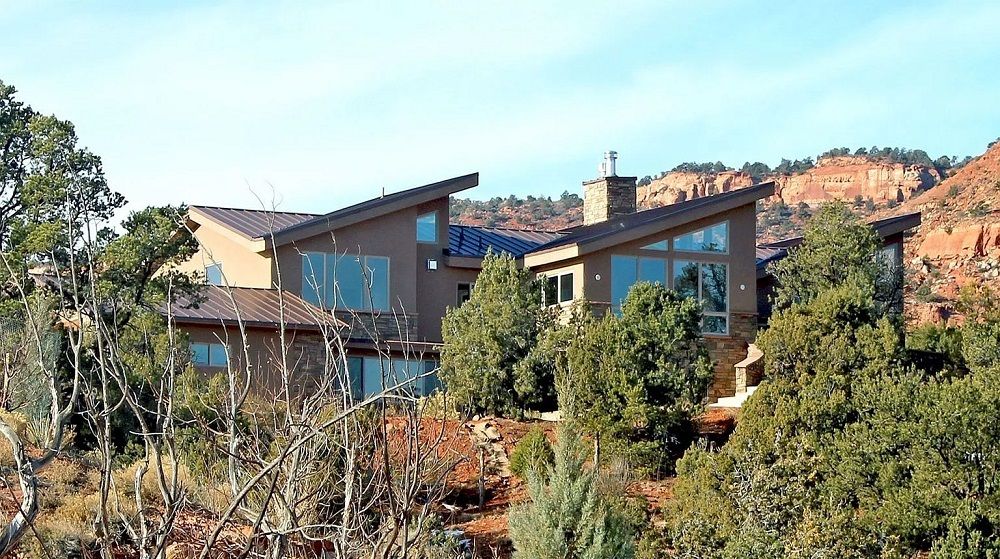1311 S Lee Drive