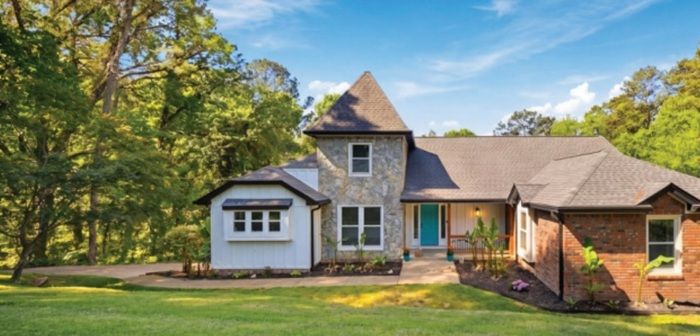 Private Lake Community Living