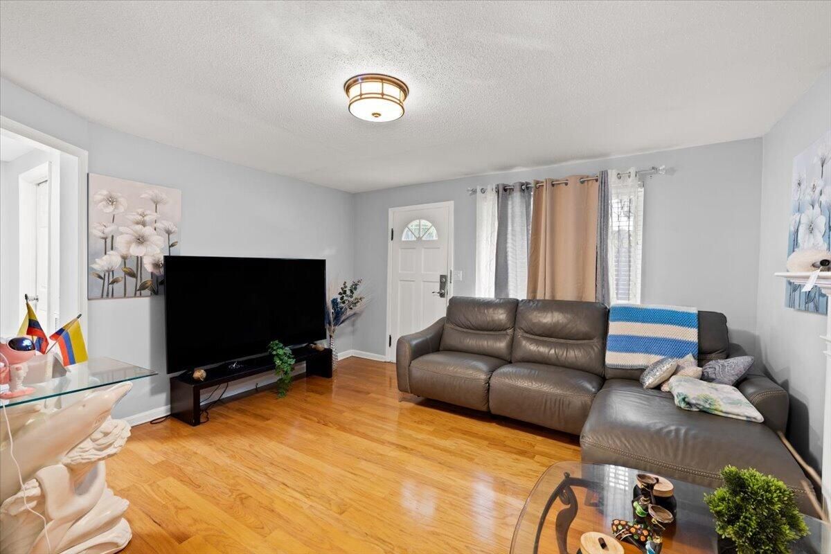 property-image-2