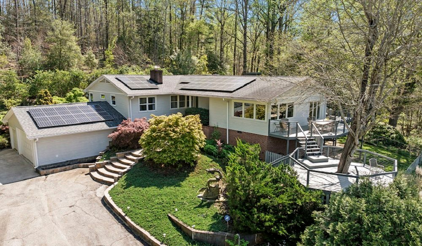Serenity Place: A Rare Lakeside Sanctuary Just Minutes From Downtown!!
