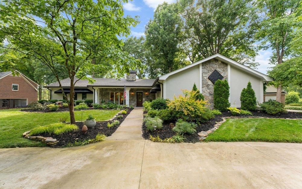 19 Linkside Lane